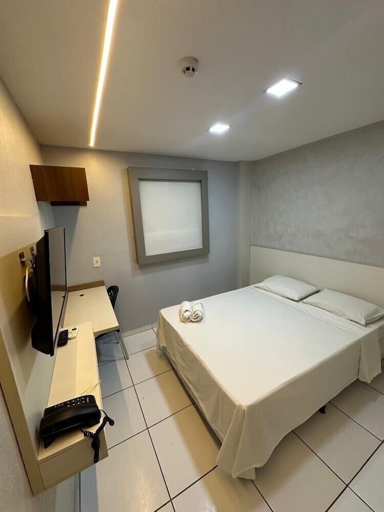 Desk, soundproofing, iron/ironing board, free WiFi