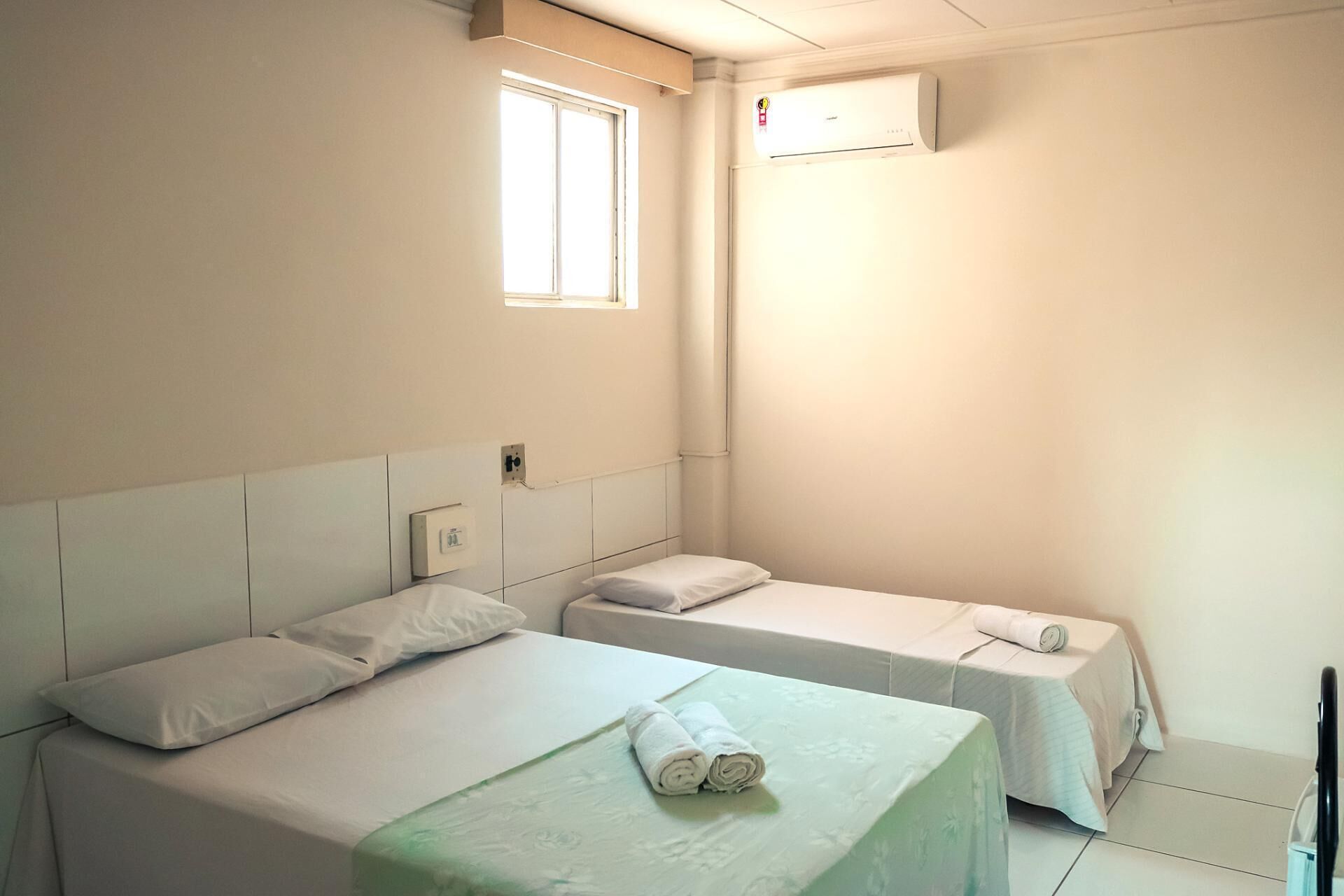 三人房 | 免费 WiFi、床单