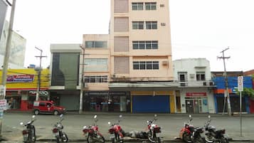 Fachada da propriedade