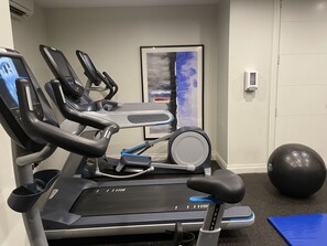 Gym - DoubleTree by Hilton Wellington (Wellington)