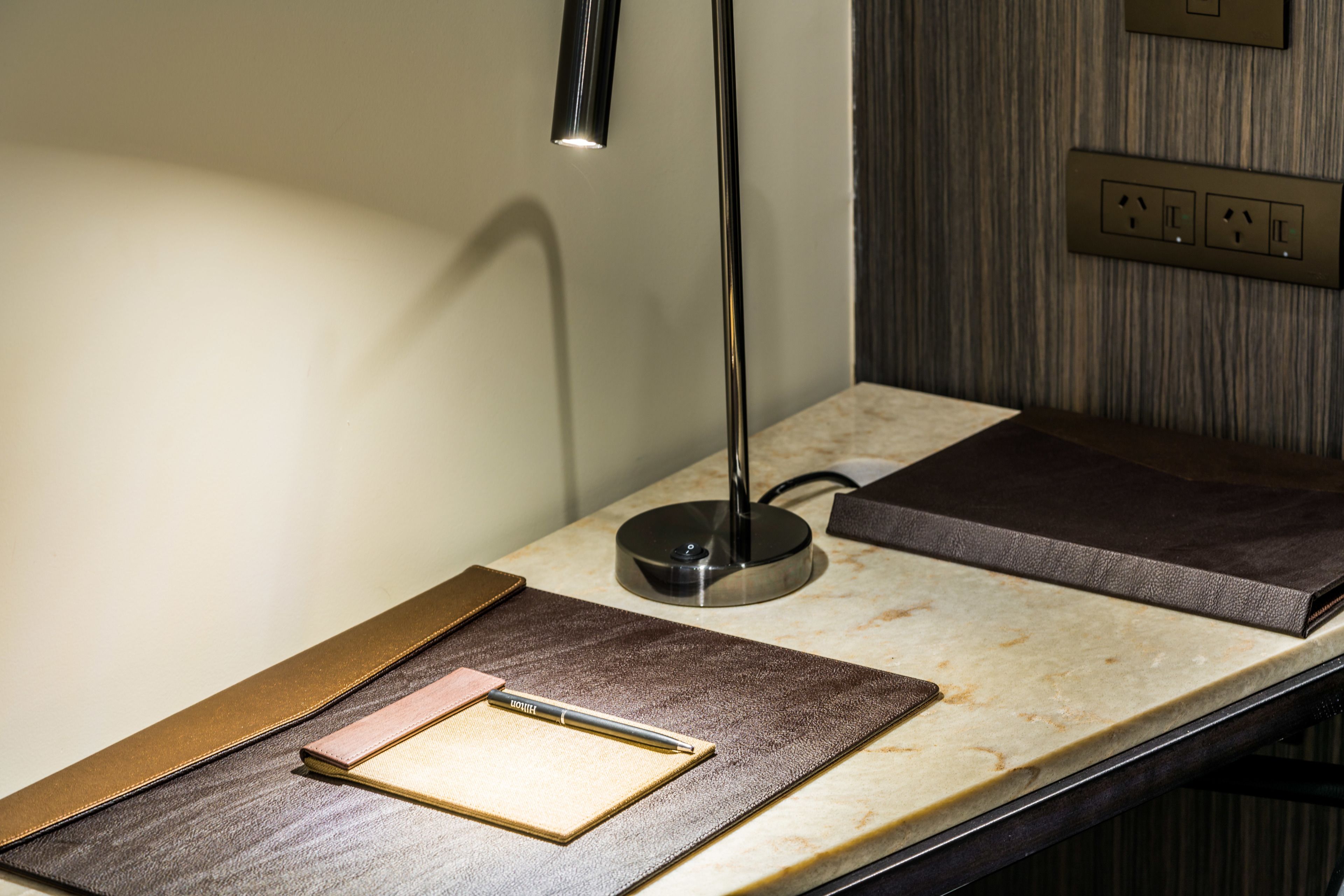 in-room business centre