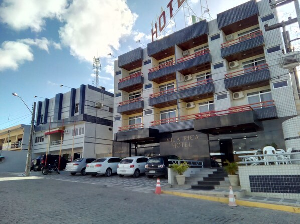 Front of property - Vila Rica Hotel (Caruaru)
