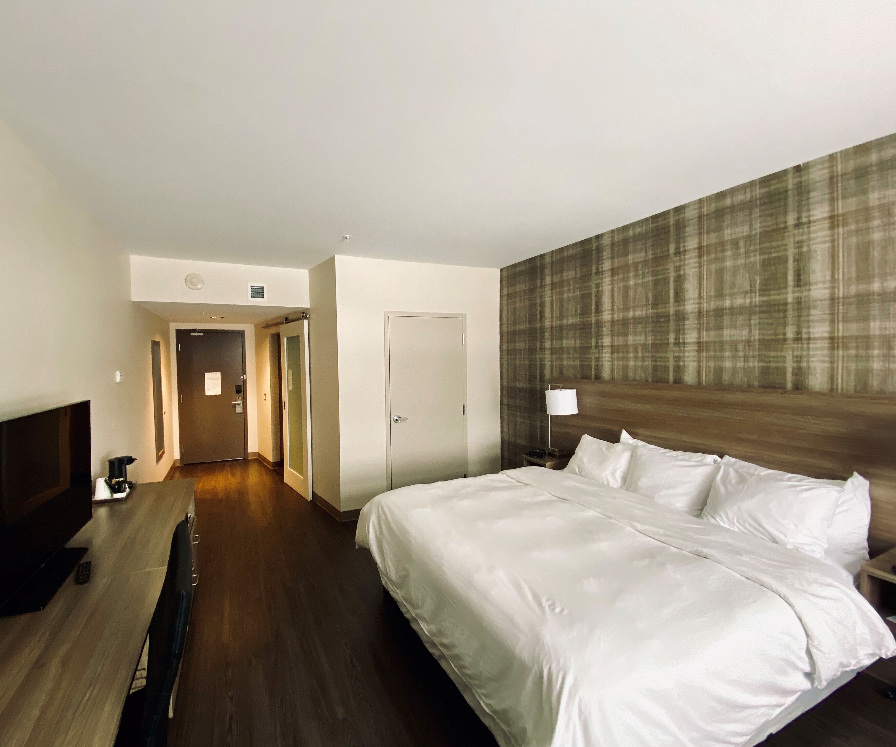 1 bedroom, in-room safe, desk, laptop workspace