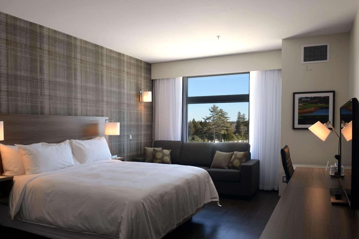1 bedroom, in-room safe, desk, laptop workspace