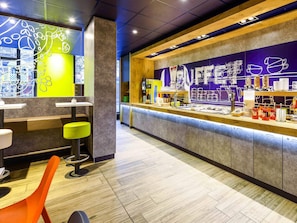 Daily buffet breakfast (EUR 13.5 per person)