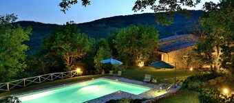 Villa Costa Piccola with private pool "amazing holiday in green heart of Italy"