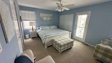 4 habitaciones, tabla de planchar con plancha y cuna de viaje