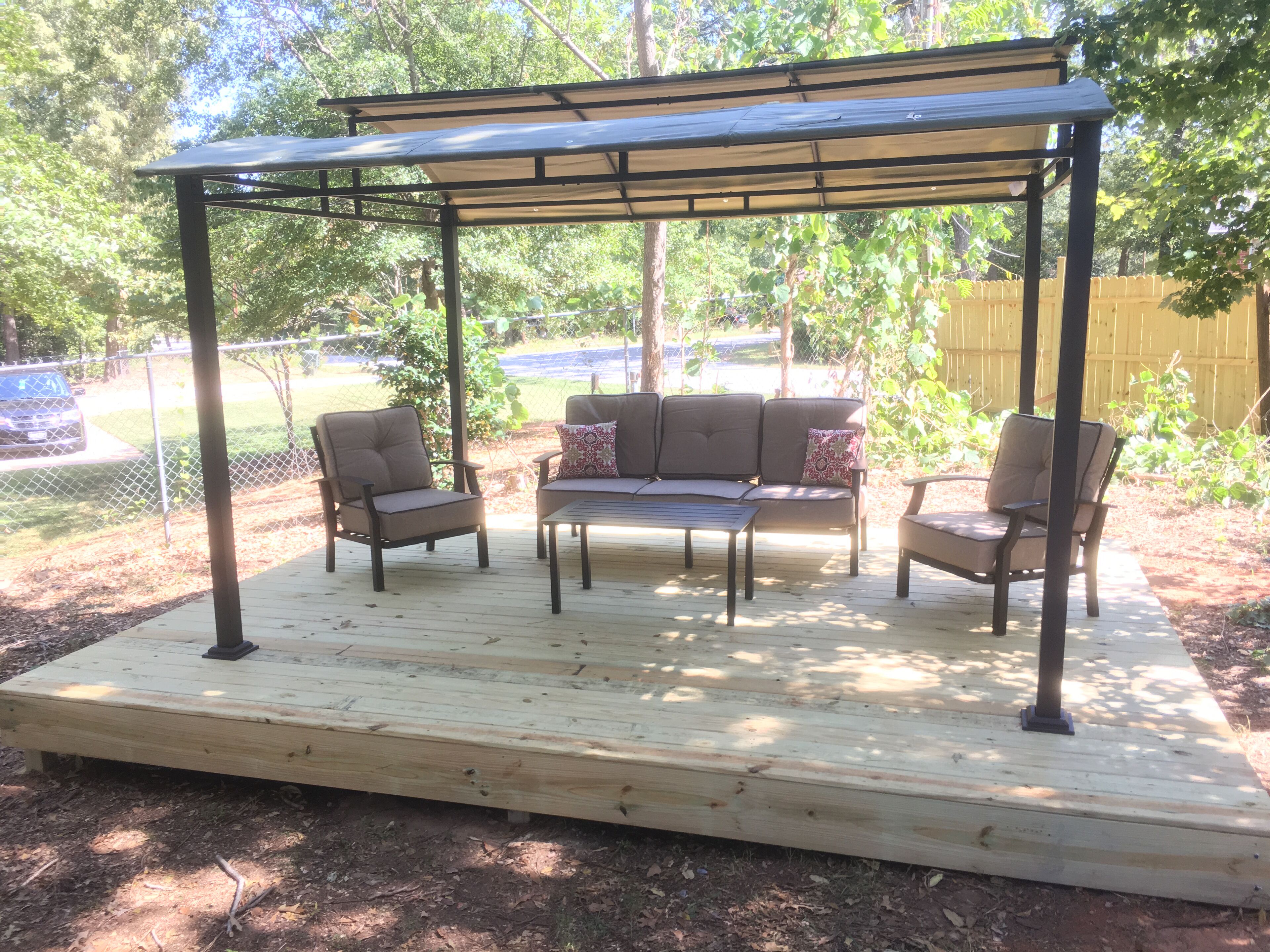 C's Spacious Modern Home Near Downtown--Sleeps 8