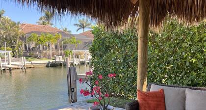 "Barcelona Breeze" Tropical Waterfront