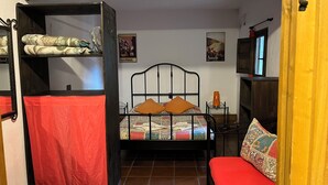 Room - Double Ensuite Room in a Cosy Guesthouse in a Small Village (Quentar (Granada))