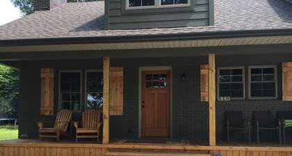 Sanitized! Spacious Ranch Close To Gsp Airport, Greenville, Greer set on acres.