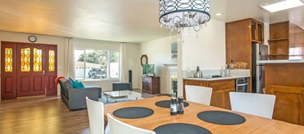 Spacious Beach House - Walk to the Beach.  New AC&Heat .  4 Queen beds & 2 baths