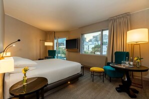 Room, 1 King Bed, Balcony | Premium bedding, minibar, in-room safe, desk - Hyatt Centric San Isidro Lima (Lima)