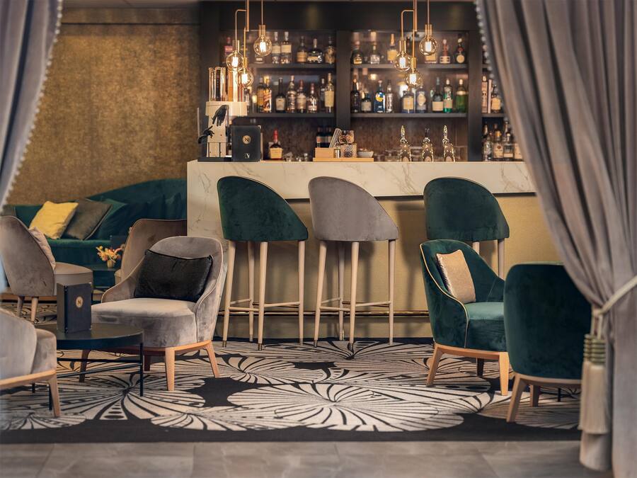 Cocktail bar