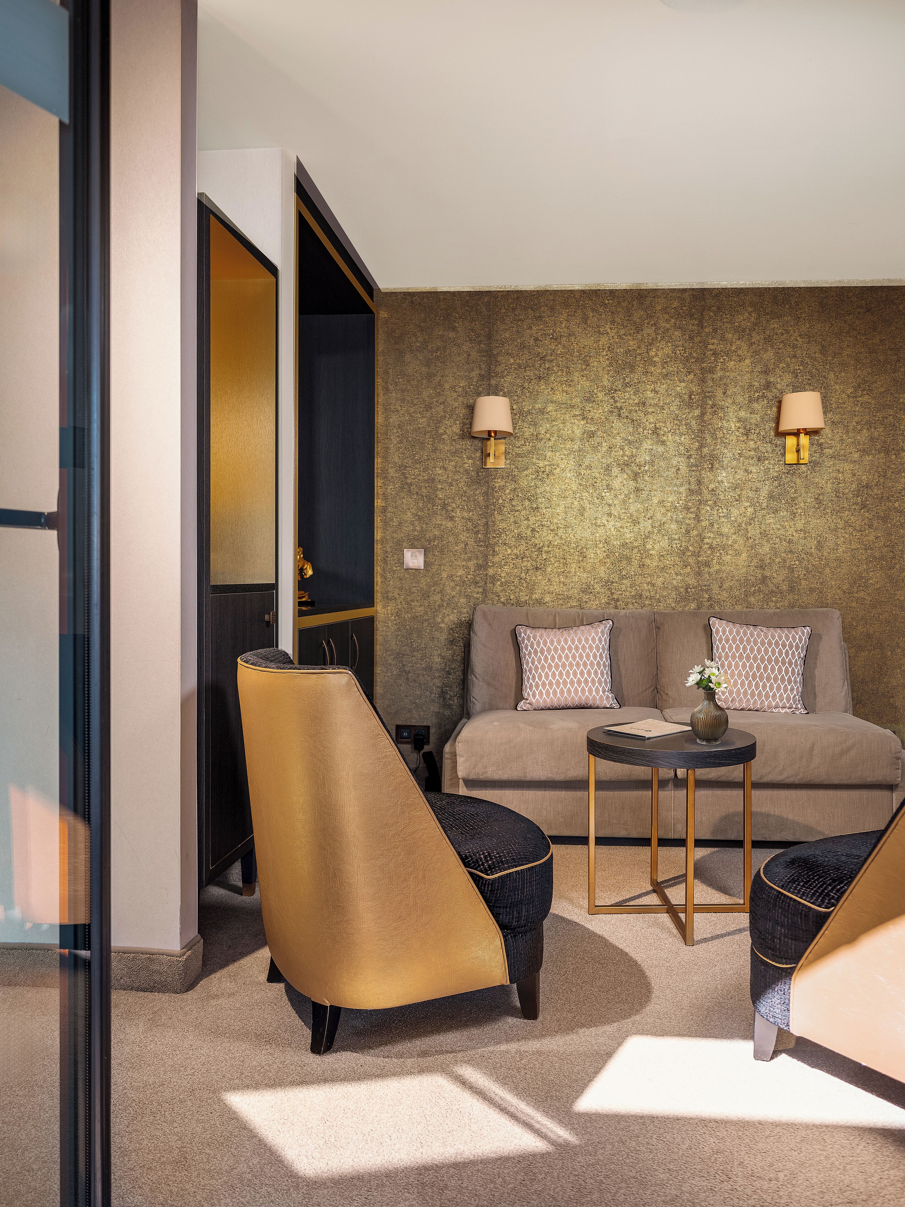 niepce duplex suite | egyptian cotton sheets, premium bedding, pillow-top beds, in-room safe