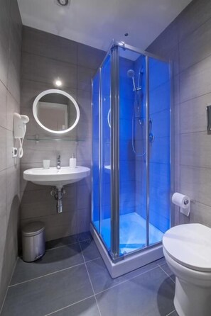 Bathroom shower - Zero room & breakfast (Palermo)