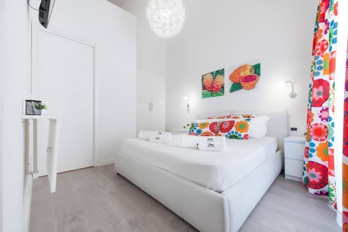 Deluxe Double Room (Room 5)