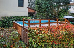 Piscine extérieure (ouverte en saison)