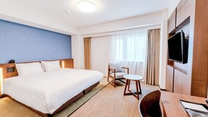 Deluxe Double Room Single Use, 1 Queen Bed, Non Smoking | Down duvets, blackout curtains, free WiFi, bed sheets - Richmond Hotel Naha Kumoji (Naha)