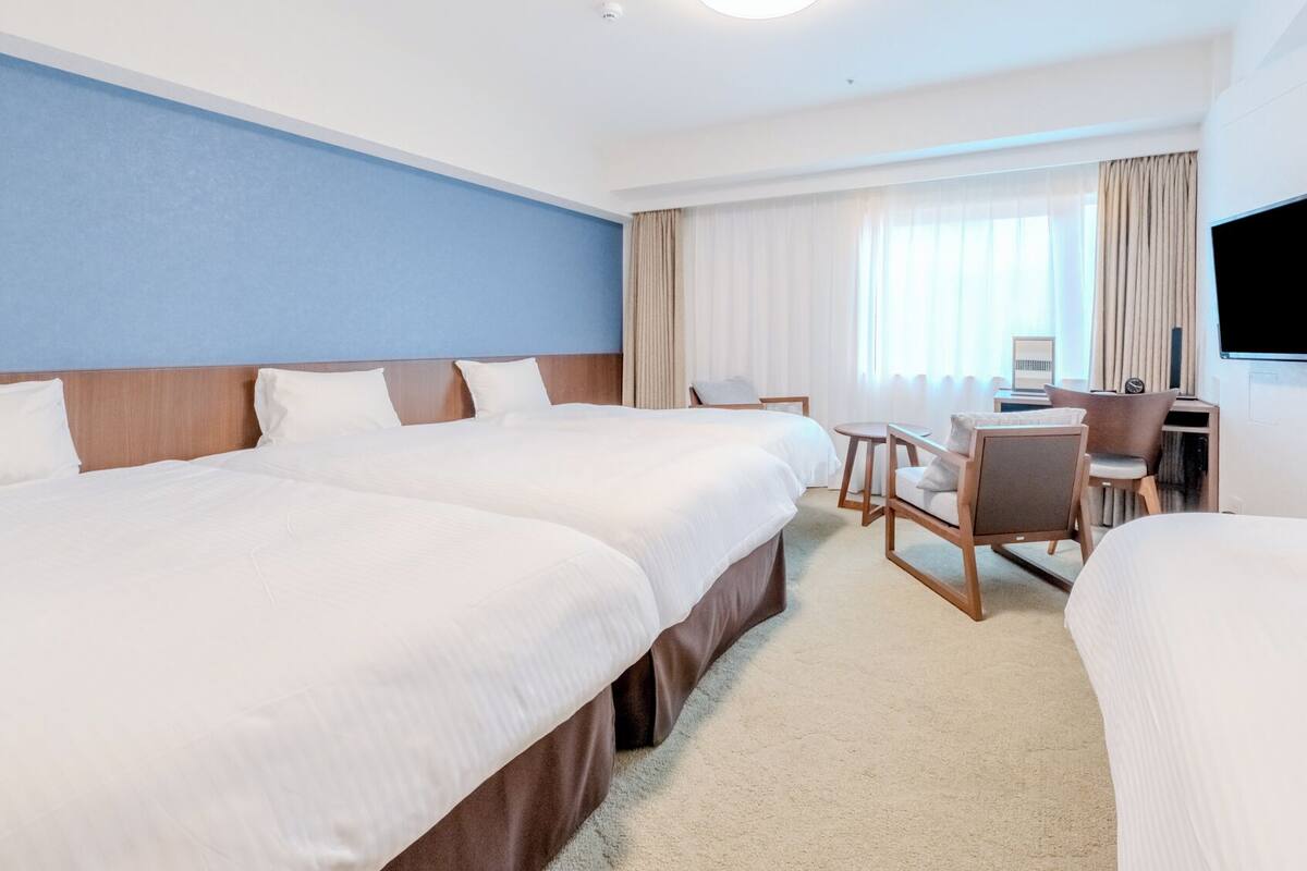 Twin Room, Non Smoking (For 4 people) | Down duvets, blackout curtains, free WiFi, bed sheets