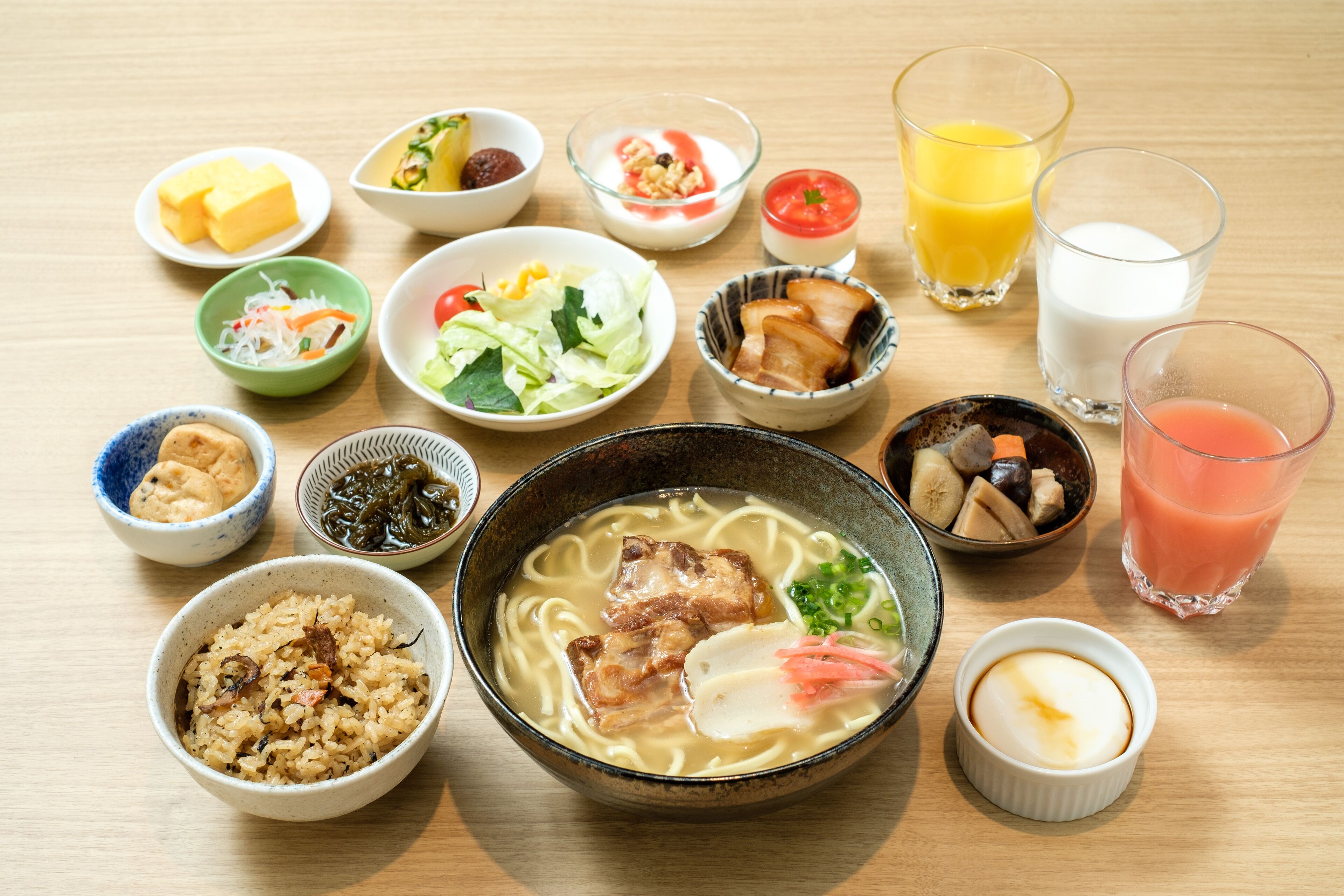 daily buffet breakfast (jpy 1700 per person)