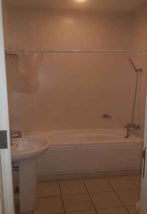 Bathroom - NS Elegant Dwelling Idaman Residence (Kuala Lumpur)