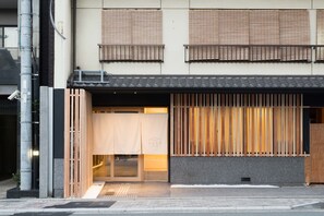 Fachada da propriedade