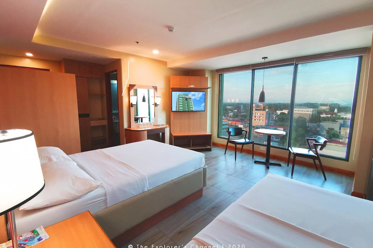 executive room | 1 bedroom, desk, rollaway beds, free wifi