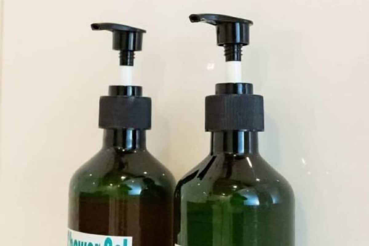 Shower, free toiletries, hair dryer, slippers