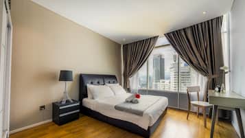 Apartment, 3 Bedrooms | 3 bedrooms, iron/ironing board, free WiFi