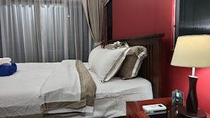 Family Villa, 2 Bedrooms | 2 bedrooms, Egyptian cotton sheets, premium bedding, down comforters