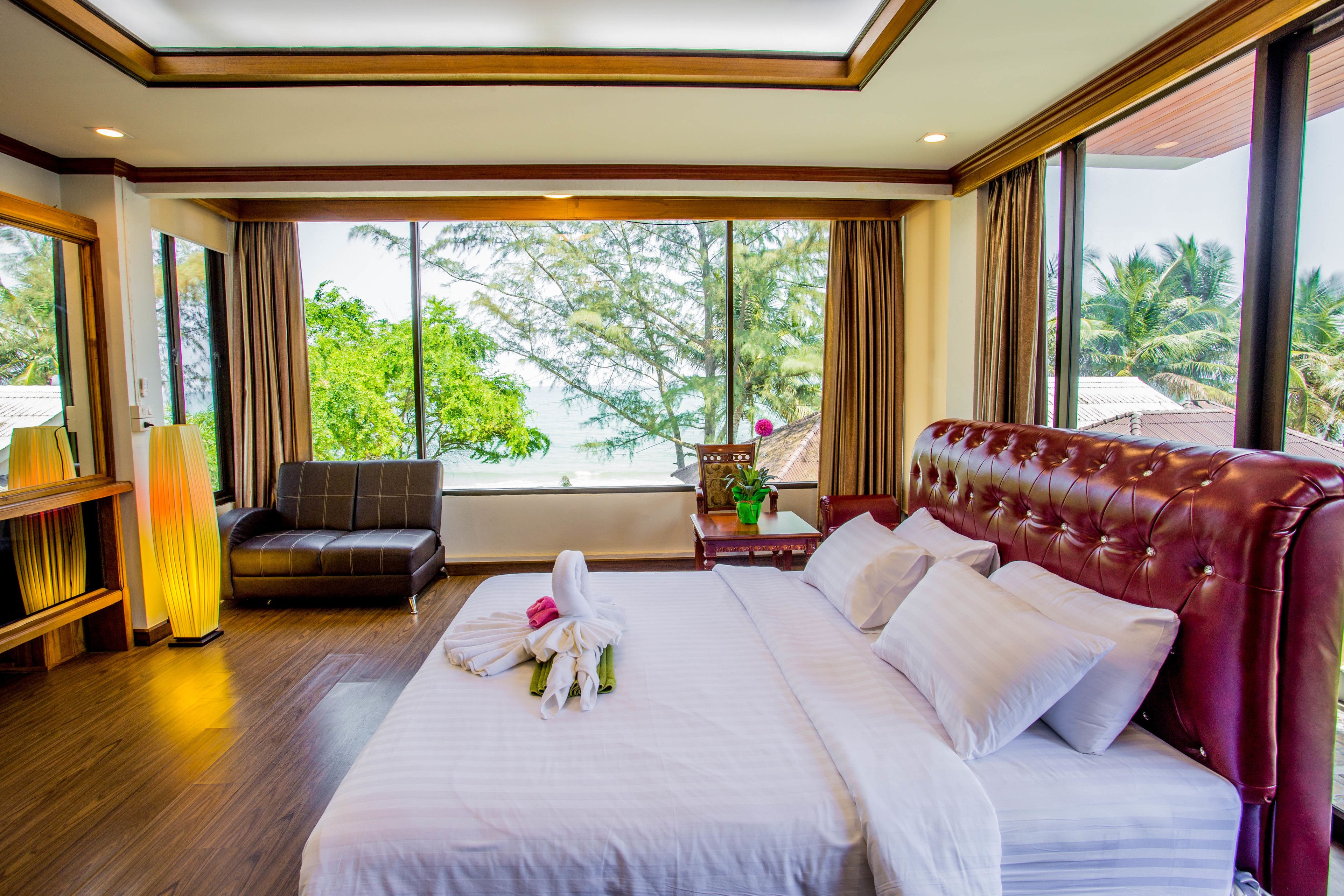 Superior room with Sea View | Skrivebord, wi-fi (inkludert) og sengetøy