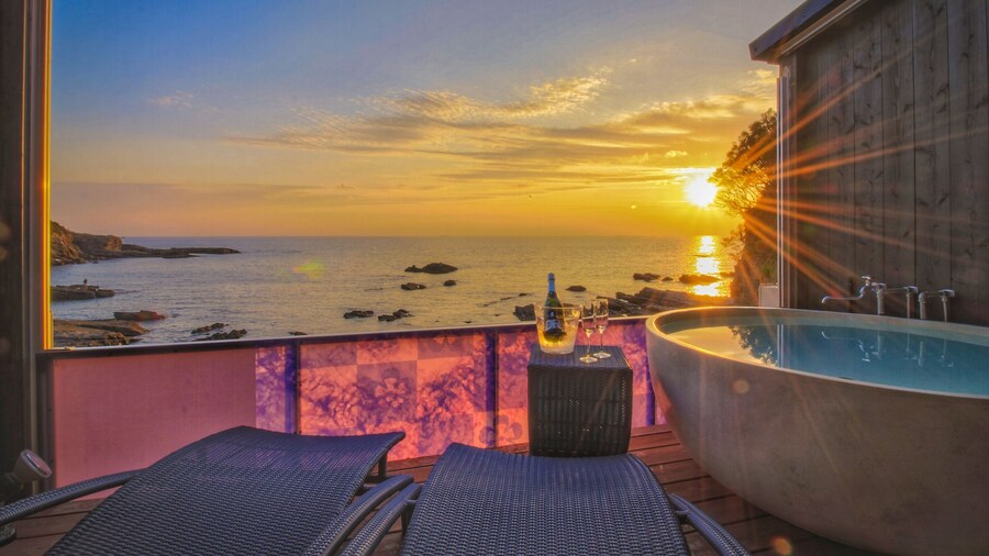 XYZ Private spa and Seaside Resort