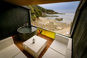 Japanese-Style Corner Room with Open-Air Bath and Sea View - Ground Floor | Deep soaking bathtub