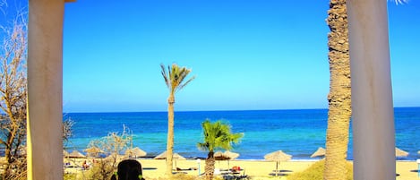 Family Quadruple Room, 1 Bedroom, Non Smoking, Garden Area | Beach