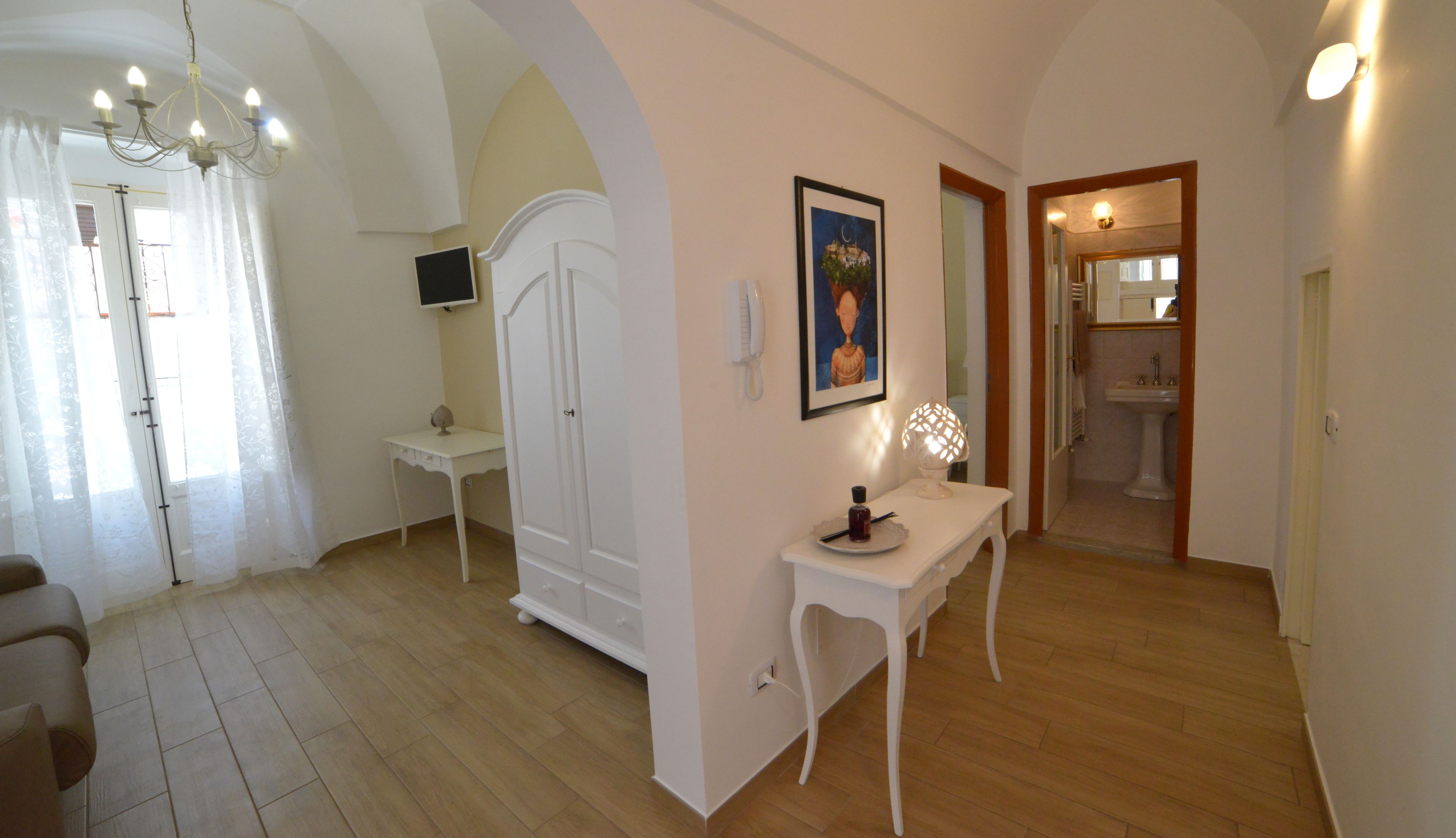 Room, Balcony | Premium bedding, cribs/infant beds, free WiFi, bed sheets