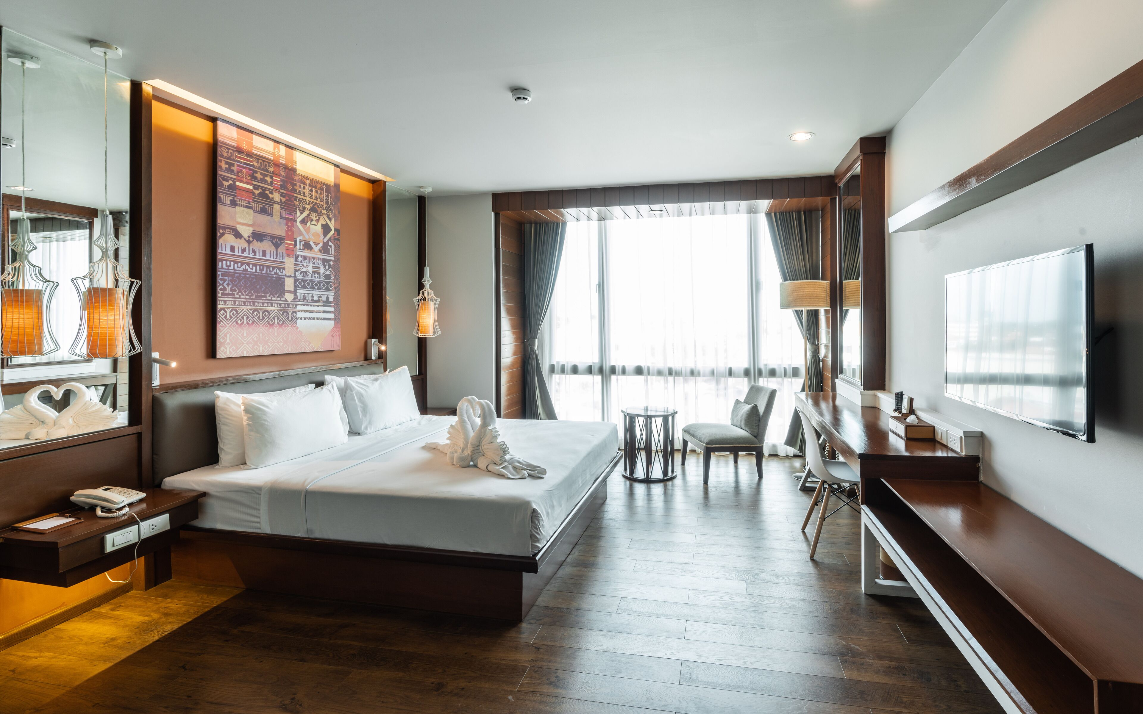 junior suite | 1 bedroom, premium bedding, minibar, in-room safe