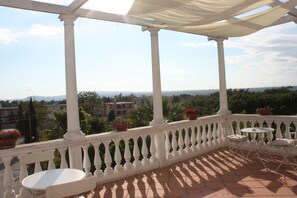 Terrace/patio - B&B La Marchesa (Sant'Anastasia)