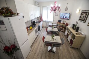 Free daily buffet breakfast  - A Casa di Benny (Rome)