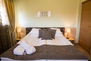 Minibar, desk, free cribs/infant beds, free WiFi - Seven Seasons Hotel (Razlog)