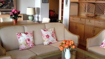 4-Bedroom Condo with Sea View | Living room | 32-inch flat-screen TV with cable channels, TV