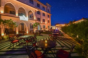 Fachada de la propiedad