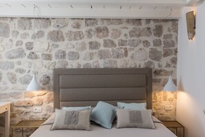 Comfort Double Room | Free WiFi, bed sheets - Dubrovnik Sweet House (Dubrovnik)