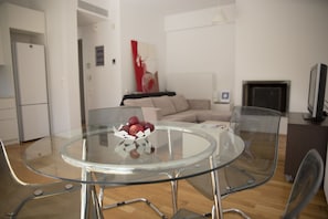 Deluxe Apartment, Garden View | In-room dining - Infinity White Complex by GK Hospitality Group (Markopoulo Mesogaias)