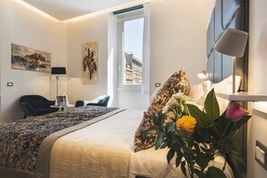 Junior Suite, Ensuite, City View | Premium bedding, minibar, in-room safe, desk - Mascherino Suites (Rome)