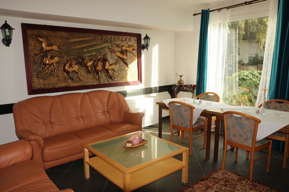 Villa In Hemmingen - Hannover