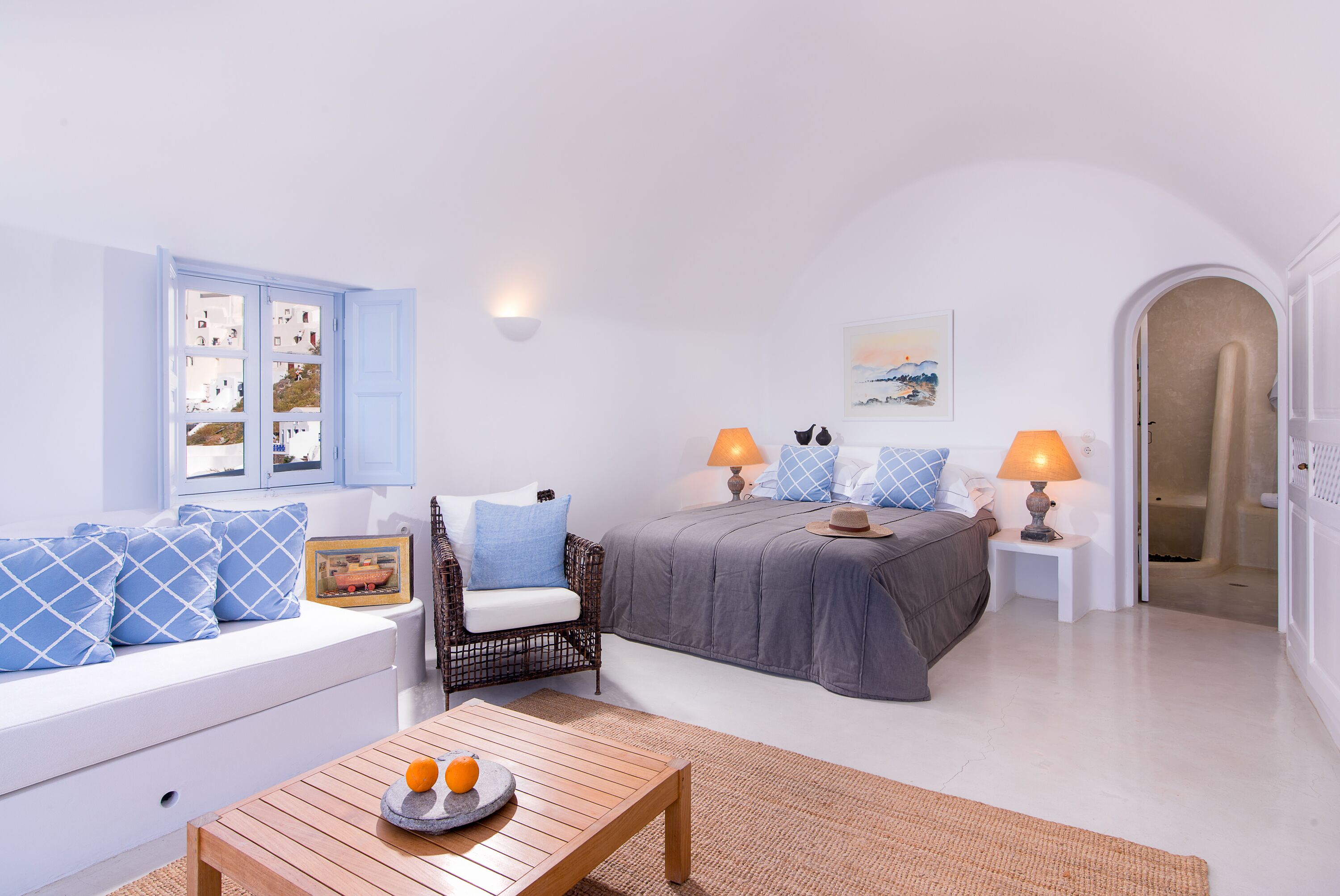 mantzourana cliff house with caldera view | 1 bedroom, premium bedding, minibar, in-room safe