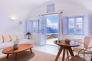 Valeriana Cliff House with Caldera View | View from room - Pezoules of Oia (Santorini)