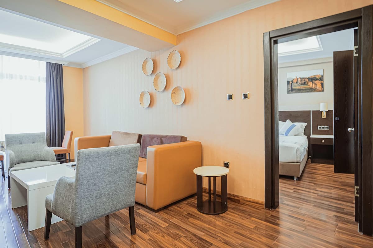 Junior Suite, 1 King Bed, Non Smoking | 1 bedroom, premium bedding, in-room safe, individually decorated