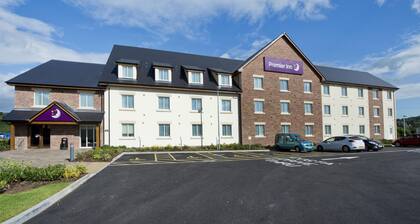 Premier Inn Abergavenny
